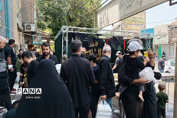 تجمع عزاداران شهرستان قرچک در روز سوم شهادت امام حسین(ع)