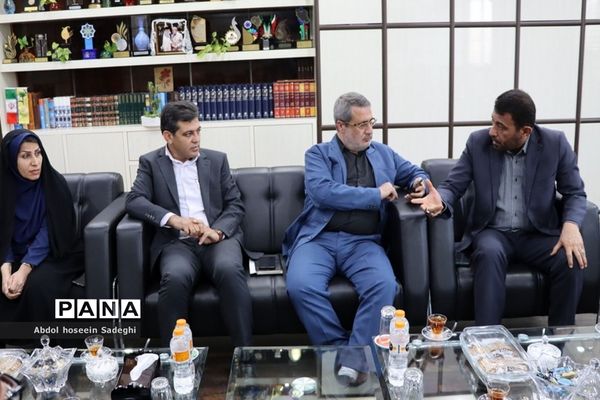 جلسه معارفه معاون ذی‌حساب اداره‌کل آموزش و پرورش استان بوشهر