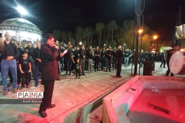 عزاداری شب بنی‌اسد در نایین