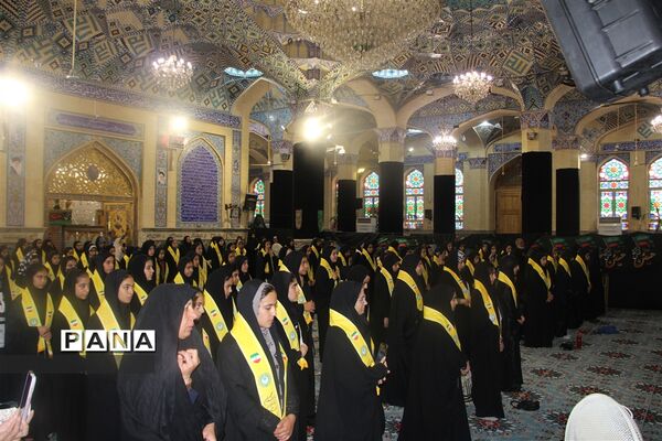 اعزام ۱۲۰ دانش‌آموز دختر زیارت‌اولی یزدی به مشهد مقدس