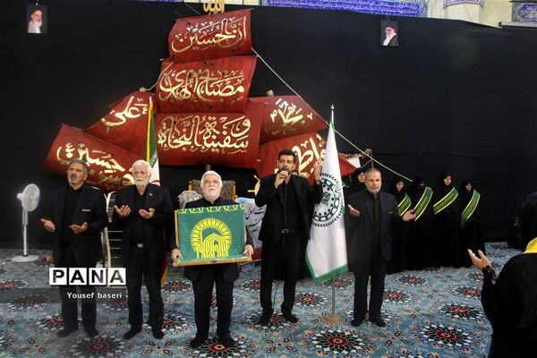 اعزام ۱۲۰ دانش‌آموز دختر زیارت‌اولی یزدی به مشهد مقدس