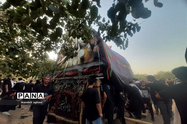 عاشورا، زمانی برای عاشقی زیر پرچم امام حسین(ع)