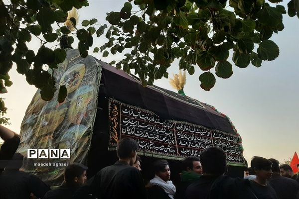 عاشورا، زمانی برای عاشقی زیر پرچم امام حسین(ع)