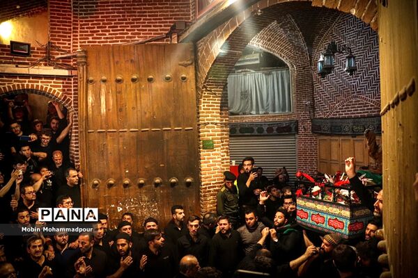 عاشورای حسینی در بازار تاریخی تبریز