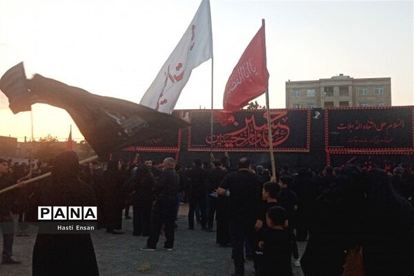 برگزاری مراسم خیمه سوزان در شهرک غرب مشهد