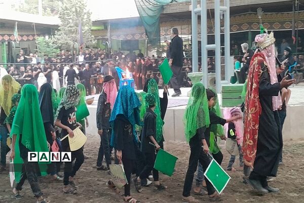 مراسم تعزیه‌خوانی شهادت امام حسین(ع) در شهر شهید‌پرور کوشک