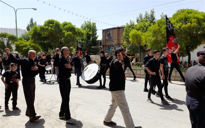 عزاداری روز عاشورا در روستای سلطان نصیر نایین