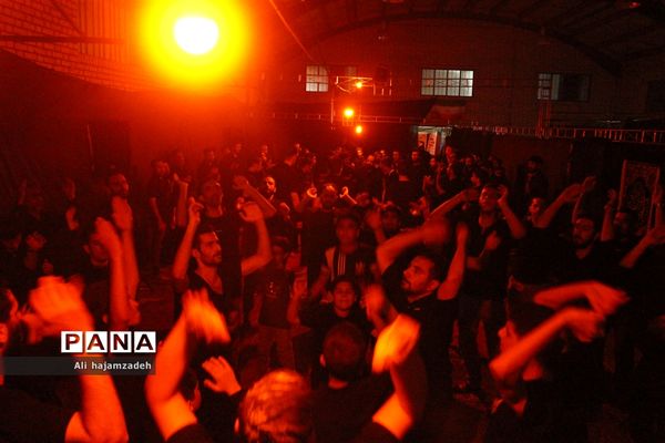 مراسم اعظم شام غریبان در هیات آل یاسین نصیرشهر