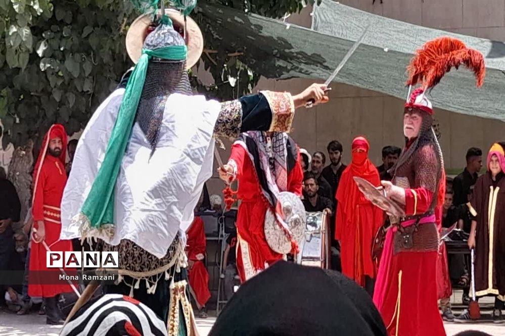 آیین مراسم تعزیه‌خوانی ماه محرم در روستای فرشه شهرستان کاشمر