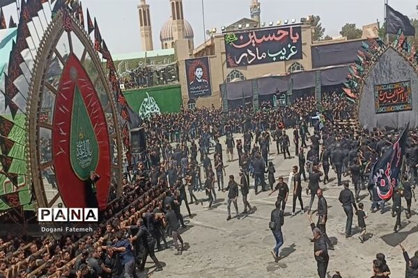 برگزاری مراسم نخل‌برداری عاشورا در حسینیه کشکنو اردکان