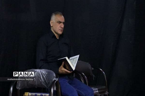 احیا قرآنی شب عاشورا در شهرستان ساوه