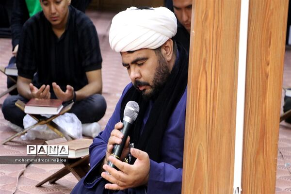 احیا قرآنی شب عاشورا در شهرستان ساوه