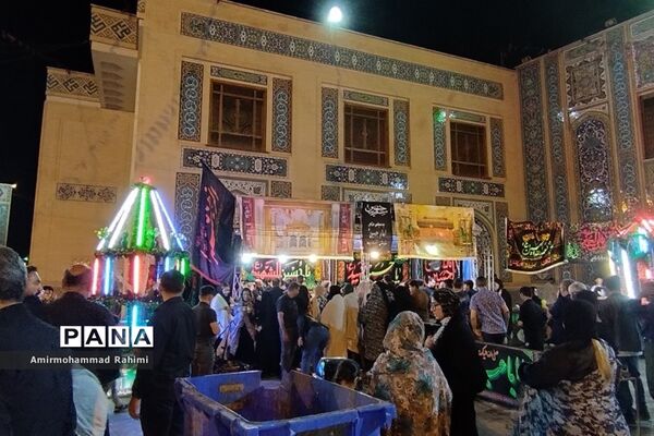 شب عاشورا در حرم مطهر احمد بن موسی کاظم(ع) شاهچراغ