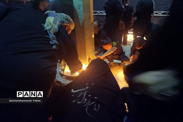 مراسم  عزاداری شام غریبان در حرم  مطهر علی بن حمزه(ع)