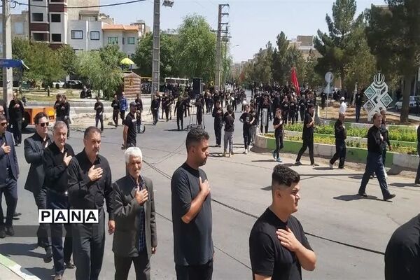 حضور گسترده مردم خرمدره در مراسم عزاداری عاشورای حسینی
