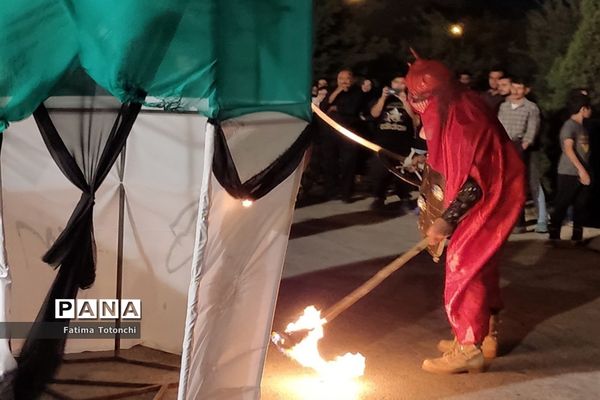 مراسم تعزیۀ خیمه‌سوزانی شام غریبان در شیراز
