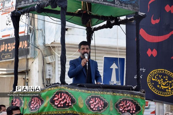 سنت عَلَم‌کشی به یاد علمدار دشت نینوا در تربت حیدریه