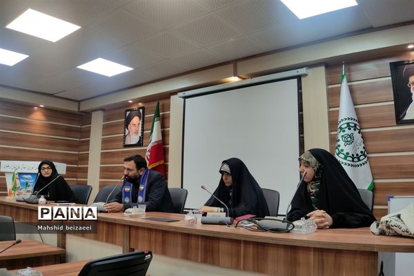 برگزاری اولین کارگاه مجری‌گری با حضور دبیر کارگروه دانش‌آموز زینب طلوع