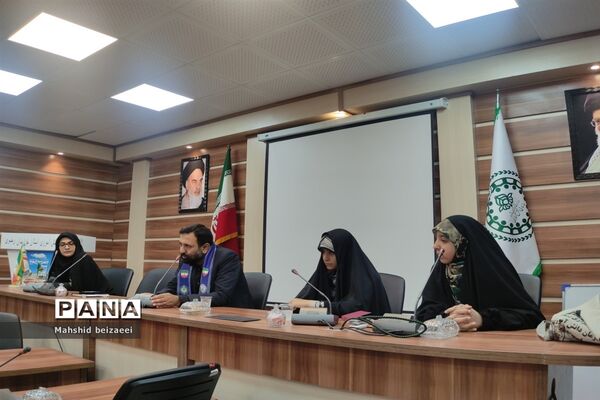 برگزاری اولین کارگاه مجری‌گری با حضور دبیر کارگروه دانش‌آموز زینب طلوع