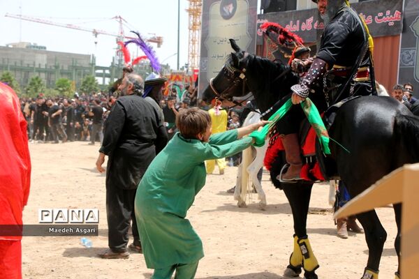 جلوه‌هایی از عزاداری و تعزیه حسینی در قم -1