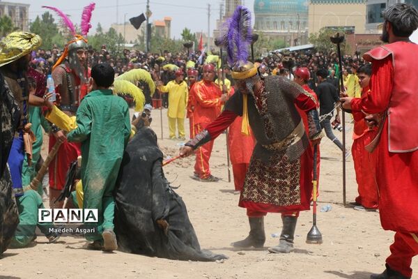 جلوه‌هایی از عزاداری و تعزیه حسینی در قم -1
