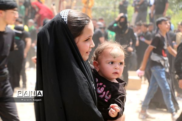 جلوه‌هایی ازعزاداری و نمایش تعزیه در قم -2