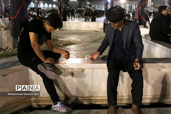 مراسم شام غریبان امام حسین (ع) در مسجد مقدس جمکران