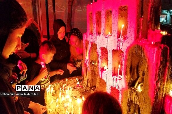 برگزاری مراسم عزاداری در دبیرستان شاهد‌ کوثر شهرستان رباط‌کریم