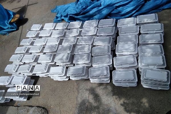 طرح بزرگ طبخ و توزیع 72 دیگ غذای نذری ظهر عاشورا در شهرستان بجنورد