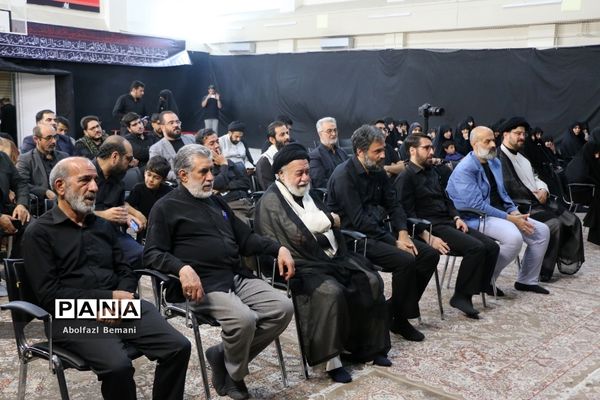 آیین رونمایی از کتیبه بانوان عاشورایی در هیات هنر و رسانه