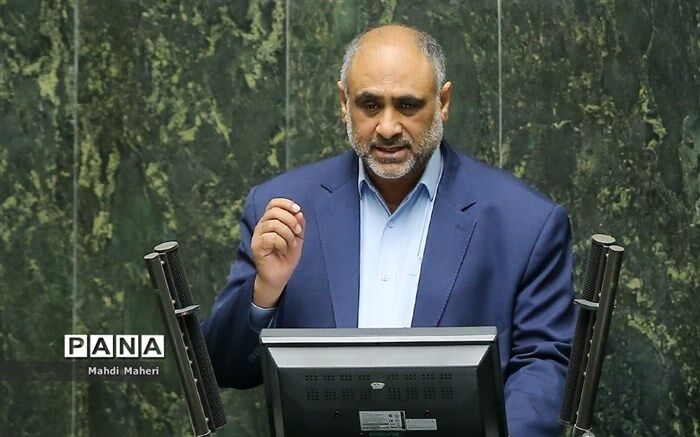 تامین بازار مرغ با جوجه‌ریزی ۱۳۰ میلیونی در ماه