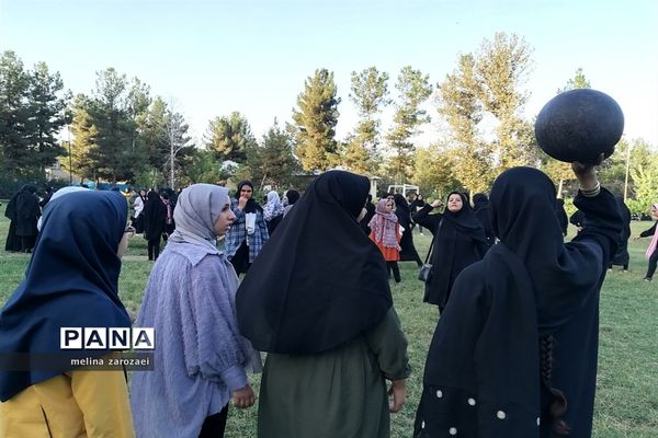 گذران اوقات زیارت اولی‌ها در جشنواره بازی مهارتی