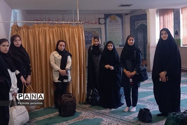 بدرقه دانش‌آموزان بهارستانی به اردوی یاور‌مربیان