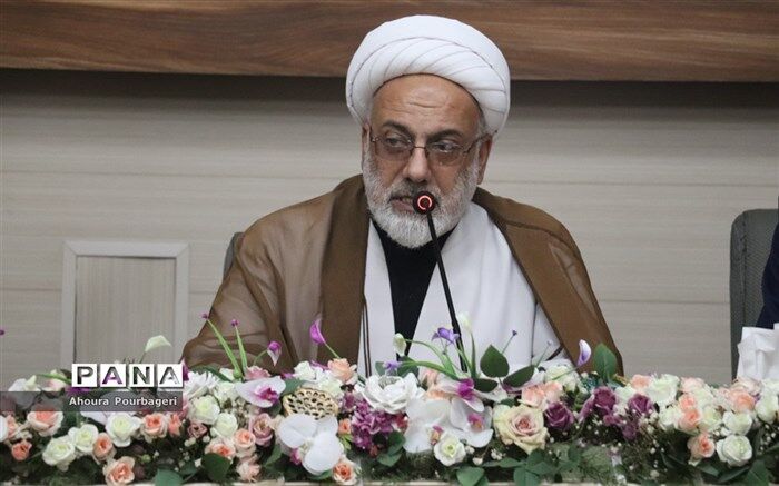 تعامل خانه و مدرسه منجر به تربیت دانش آموزانی سالم و آگاه در تراز جمهوری اسلامی ایران می‌شود