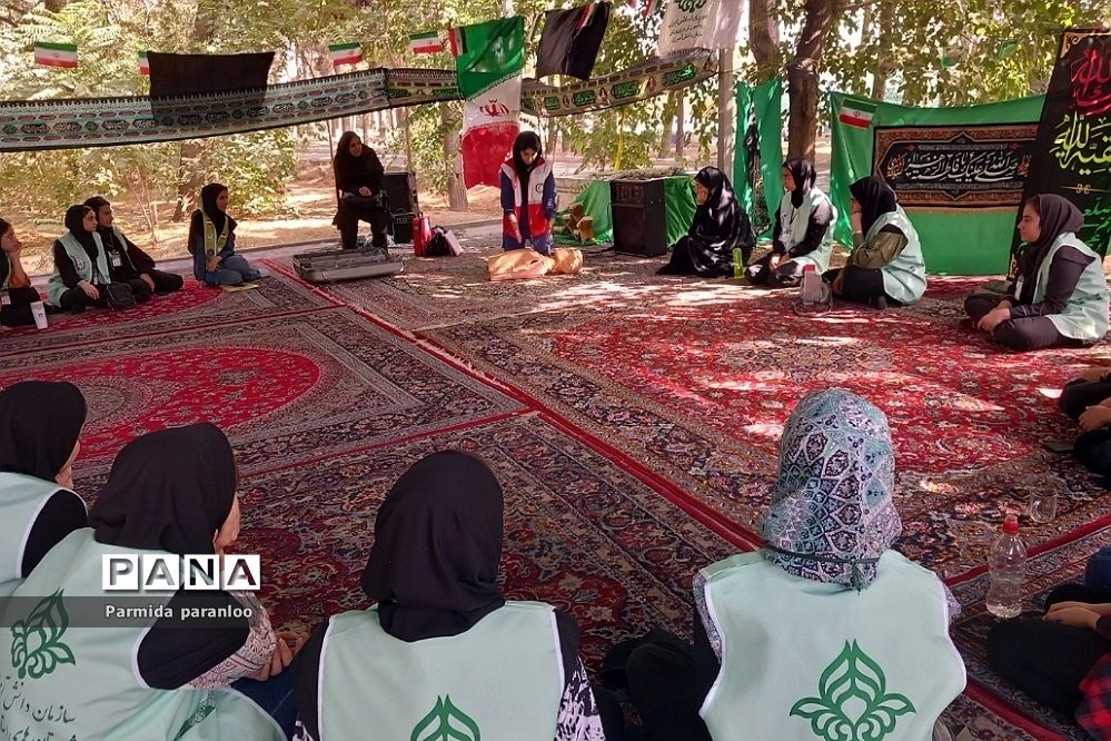 برگزاری کارگاه آموزشی امداد و نجات و هلال احمر در اردوی استانی یاور مربیان