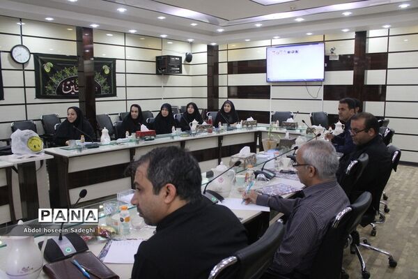 دوره آموزشی توجیهی کارشناسان مدارس و مراکز غیر‌دولتی و توسعه مشارکت‌های مردمی استان بوشهر