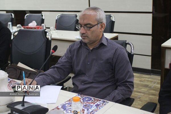 دوره آموزشی توجیهی کارشناسان مدارس و مراکز غیر‌دولتی و توسعه مشارکت‌های مردمی استان بوشهر