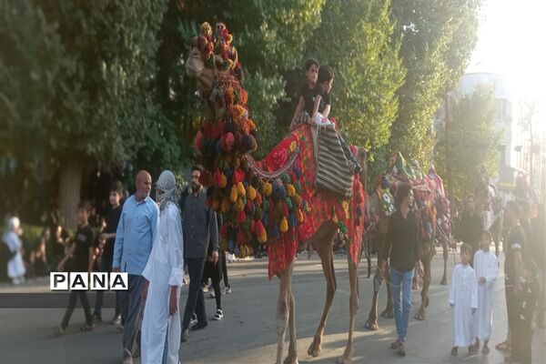 گرامیداشت آیین سوم امام حسین(ع) با بازسازی دسته بنی اسد