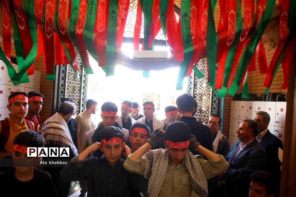 اعزام کاروان دانش‌آموزی راهیان نور آذربایجان شرقی به مناطق عملیاتی شمال غرب کشور