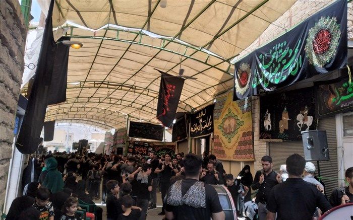 برگزاری مراسم سوم عزای امام حسین علیه‌السلام در محله باولگان خمینی‌شهر