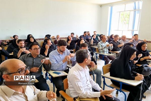 دوره آموزشی مهارتی مربیان عضو سازمان دانش‌آموزی جنوب آذربایجان غربی (قطب 2)