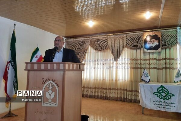 دوره آموزشی مهارتی مربیان عضو سازمان دانش‌آموزی جنوب آذربایجان غربی (قطب 2)