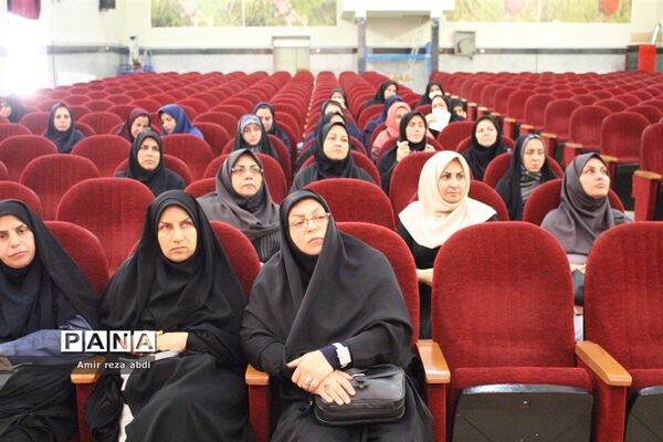 دوره آموزشی تشریح برنامه‌ها و فعالیت‌های سازمان دانش‌آموزی