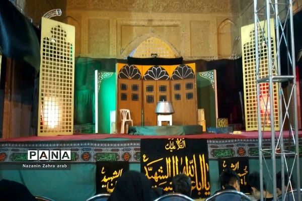 اجرای نمایش شیدای‌ زمان به‌مناسبت ماه محرم در مسجد جامع ورامین