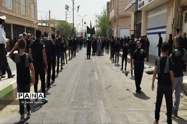 جلوه های عزاداری قشرهای مختلف مردم در مصیبت آل الله-2