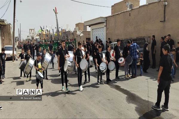 جلوه های عزاداری قشرهای مختلف مردم در مصیبت آل الله-2