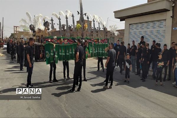 جلوه های عزاداری قشرهای مختلف مردم در مصیبت آل الله-2