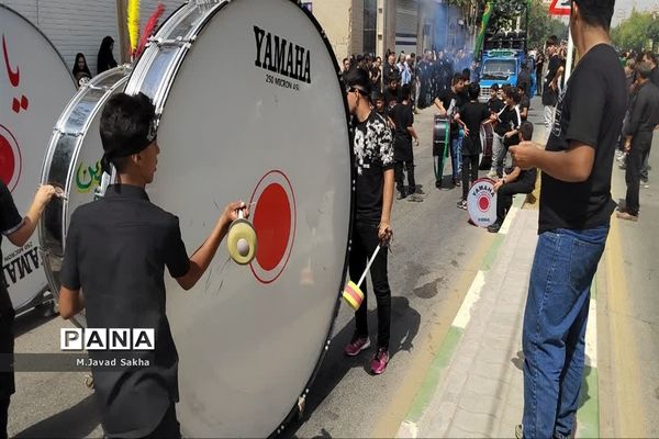 جلوه های عزاداری قشرهای مختلف مردم در مصیبت آل الله-2