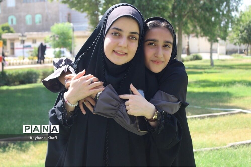 اجرای طرح لبخند مربیان و یاورمربیان شهرستان‌های استان تهران در اردوی استانی یاورمربیان دختر