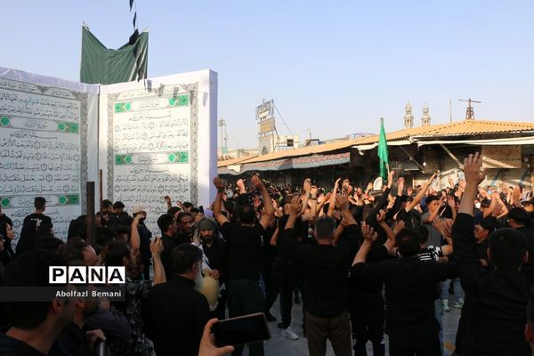 ایستگاه‌های صلواتی و حضور نوجوانان در دسته های عزاداری محرم